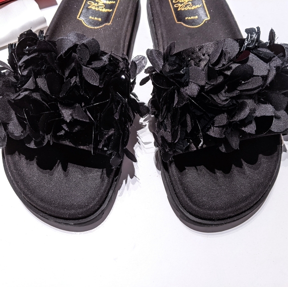 SOLD💔Roger Vivier Slidy Viv Petals Sandals - Picture 5 of 12